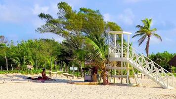 playa del carmen messico 05. agosto 2021 spiaggia tropicale messicana 88 punta esmeralda playa del carmen messico. video