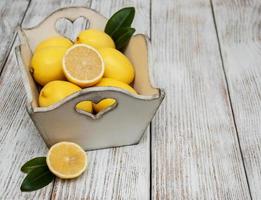 limones maduros frescos foto