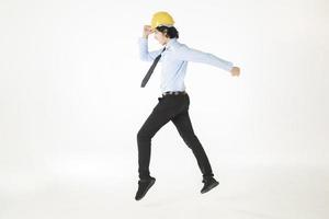 ingeniero, hombre, llevando, casco amarillo, blanco foto