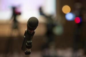 micrófono en la conferencia de la sala de reuniones foto