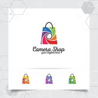 concepto de diseño del logotipo de la bolsa de compras del icono de la tienda en línea y el vector de la lente de la cámara utilizado para la tienda de cámaras, el comercio electrónico y el supermercado.