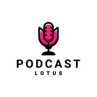 combinación de diseño de logotipo de doble significado de micrófono y podcast de flor de loto vector