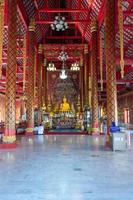 wat chiang man chiang mai tailandia 10 de enero de 2020 wat chiang man fue construido por mangrai 209 en 1297. fue el primer templo en chiang mai la ubicación de wiang nop buri una fortaleza del pueblo lawa. foto