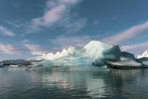Laguna glaciar jokulsarlon, islandia foto