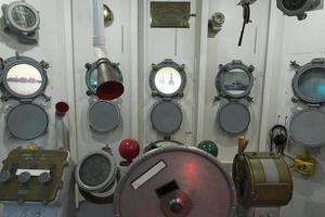 lugar de control en el viejo submarino.