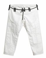 pantalones de un kimono deportivo para entrenar, aislados en fondo blanco