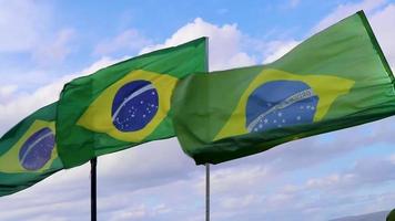 drapeaux brésiliens avec fond de ciel bleu rio de janeiro brésil. video