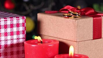 caja de regalo del día de san valentín y anillo de bodas video