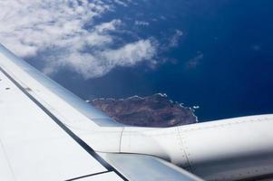 bajo el ala del avión foto