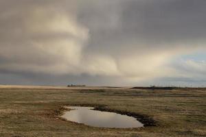 pradera nubes de tormenta foto