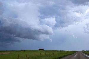 pradera nubes de tormenta canadá foto