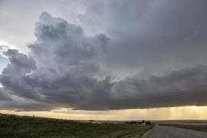 pradera nubes de tormenta canadá foto