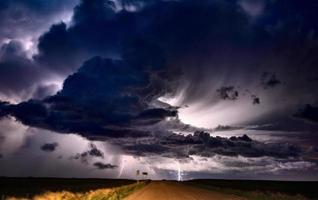 pradera nubes de tormenta canadá foto