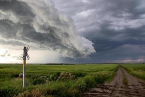 pradera nubes de tormenta canadá foto