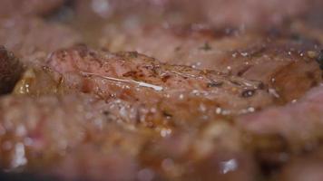 köstliches saftiges rindfleischkochen video