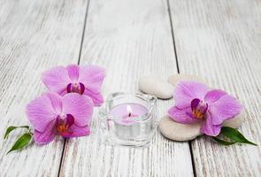 concepto de spa con orquídeas foto