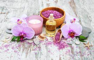 productos de spa con orquídeas foto