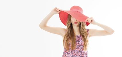 hermosa joven con sombrero - chica rubia de belleza de moda de verano. foto