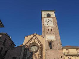 iglesia catedral duomo en chivasso foto