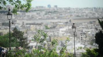 majestuoso panorama de parís desde la colina de montmartre video