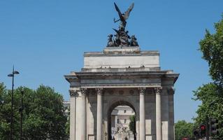 Wellington Arch en Londres foto