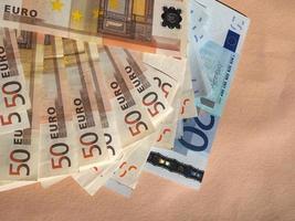 cincuenta y veinte billetes de euro foto