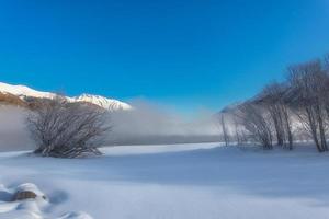 paisaje invernal en el valle de engadina foto