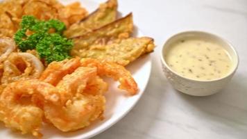 deep fried seafood with mix vegetable video