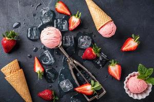 Flat lay with strawberry ice cream photo