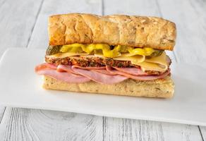 primer plano de sándwich cubano foto