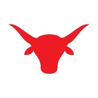 vaca de toro o bisonte o buey o diseño de logotipo rojo de cabeza ordenada vector