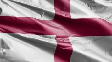 England-Flagge weht langsam auf der Windschleife. England-Banner wiegt sich sanft im Wind. voll ausfüllender Hintergrund. 20 Sekunden Schleife. video