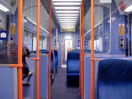 perspectiva interior del tren foto