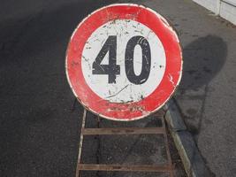 maximum speed sign photo