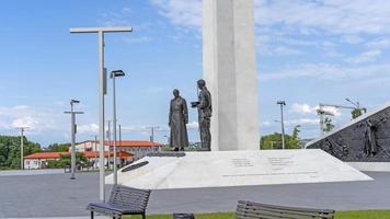 sebastopol, rusia-16 de junio de 2021-monumento a las víctimas de la guerra civil foto