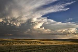 nubes de tormenta saskatchewan foto