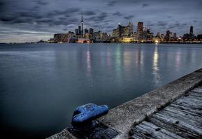 foto nocturna de la ciudad de toronto