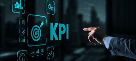 Kpi indicador de rendimiento clave concepto de tecnología de Internet empresarial en pantalla virtual foto