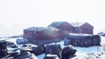 8k bases antárticas en la península antártica foto