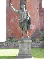 estatua romana en turín foto