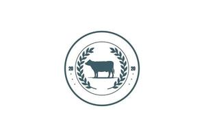 Circular Retro Vintage Cattle Angus Beef Emblem Label Livestock Logo Design Vector