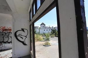 Kanchanaburi, Thailand 2021 - Ghost Mall, Castle Mall doorway view photo