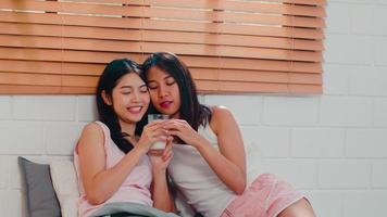 Teen Asian Lesbians