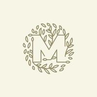 m inicial o letra m con adorno de hoja en el diseño de ilustración de icono de vector de logotipo moderno de lujo circular