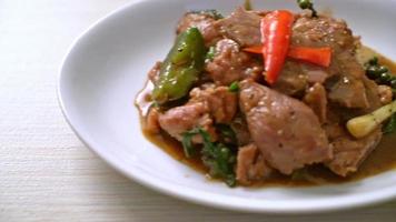Stir-Fried Black Pepper with Duck - Asian food style video