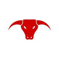 enojado, cara, toro, rojo, con, cuerno, logotipo, diseño, icono, mascota, vendimia vector