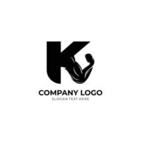 logotipo de la letra k con bíceps de barra. logotipo del gimnasio de fitness. Me encanta la plantilla de logotipo de fitness. diseño de logotipo de vector de fitness para gimnasio y fitness