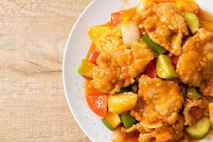 Stir fried sweet and sour sauce with pork photo
