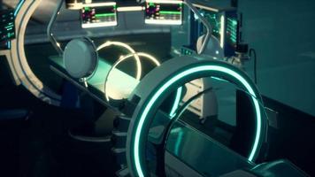 futuristische sci-fi-mri-scanner medizinische geräte im krankenhaus video