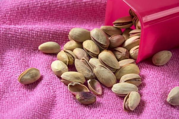 Pistachio in bowl on white background 2859120 Stock Photo at Vecteezy